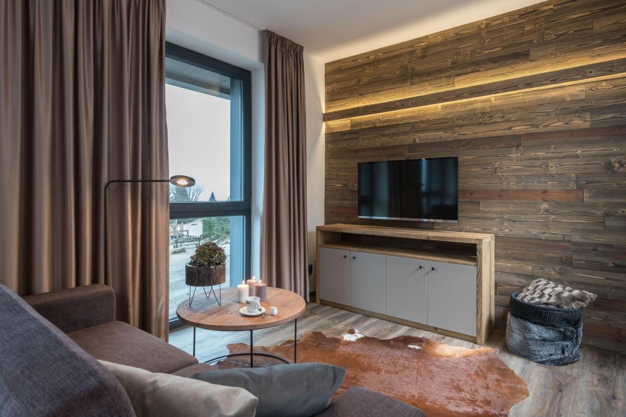 Hotel Kralovka Bedřichov Eksteriør bilde