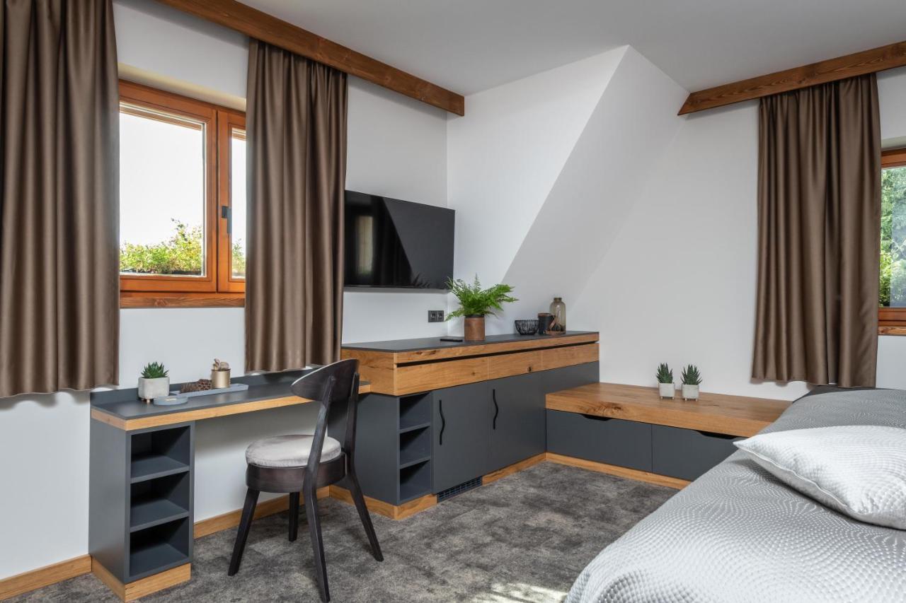 Hotel Kralovka Bedřichov Eksteriør bilde
