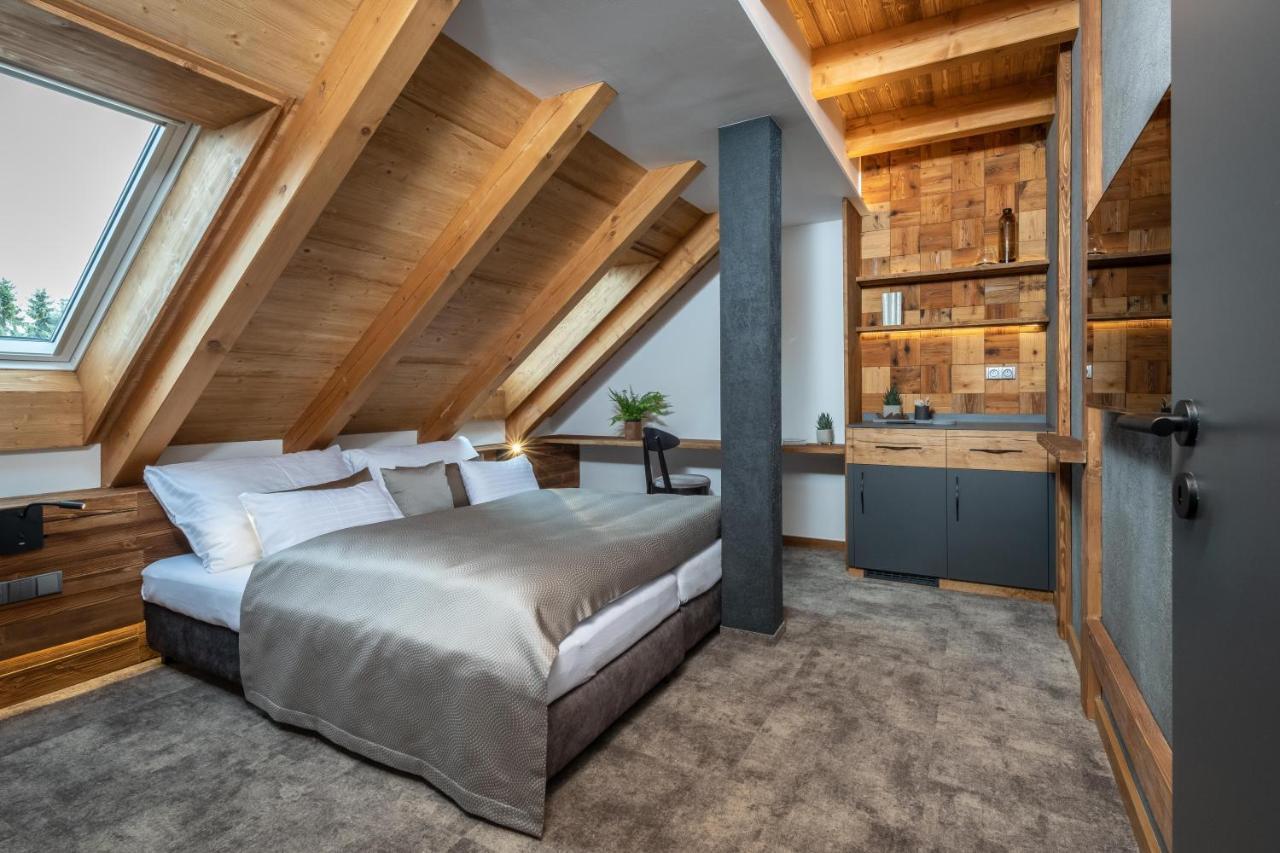 Hotel Kralovka Bedřichov Eksteriør bilde